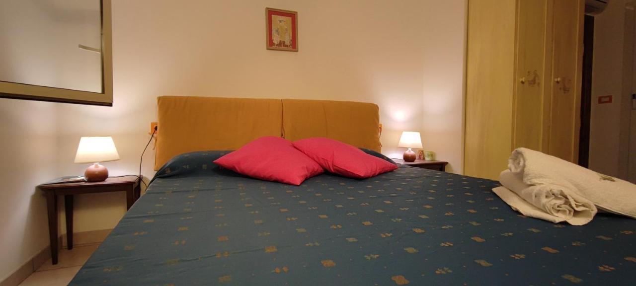 Ferienwohnung Attico Pedraladda Castelsardo Exterior foto
